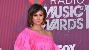 Agnez Mo Mengaku Tak Punya Darah Indonesia, Begini Latar Belakang Orang Tuanya
