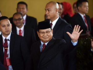 Bantah Dahnil Anzar, Prabowo: Kita Terima Gaji dan Pakai Mobil Dinas