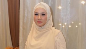 Penampilan Mulan Jameela Saat Ngantor Jadi Sorotan, Pakaian Ketat Diledek Tak Syar’i