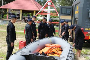 Brimob Kaltim Tingkatkan Patroli Obyek Wisata Jelang Tahun Baru 2020