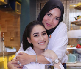 Foto Ayu Ting Ting di IG Umi Kalsum Dihina Murahan, Fans Murka