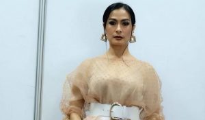Dituding Hina Dirver Ojol, Iis Dahlia Bikin Surat Terbuka