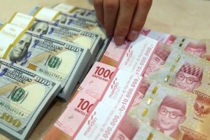 Rupiah Kembali ke Level Rp14.000/USD