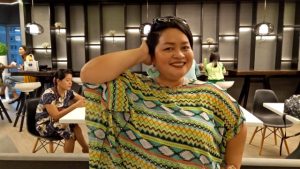 Minta Maaf Ke Suami, Sinyorita Sewa Billboard Jalan Belasan Juta