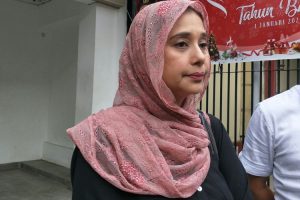 Anaknya Ditangkap Polisi, Ayu Azhari Pilih Bungkam