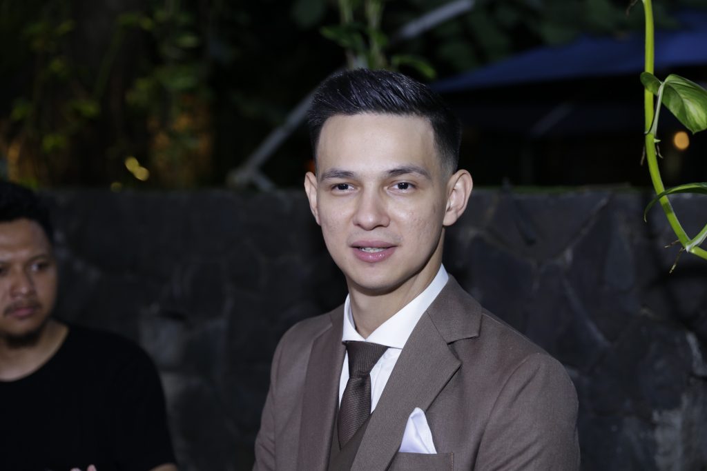 Marcell Darwin Ternyata Sudah Mualaf Sebelum Menikah dengan Nabila Faisal