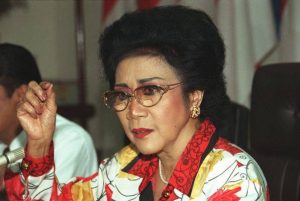 Mantan Menteri Peranan Wanita Mien Sugandhi Tutup Usia