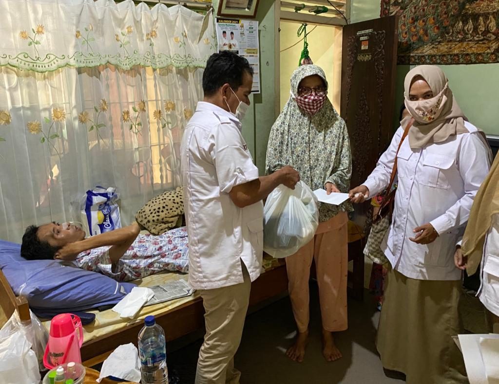 Driver Ojek Online Stroke, Andre Rosiade Kirim Bantuan