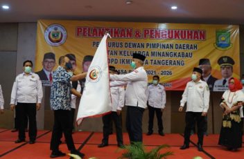 Andre Rosiade Kukuhkan Kepengurusan DPD IKM Kota Tanggerang