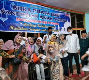Alumni 94 SMAN 4 Padang Buka Bersama Lintas Angkatan dan Santuni Anak Yatim