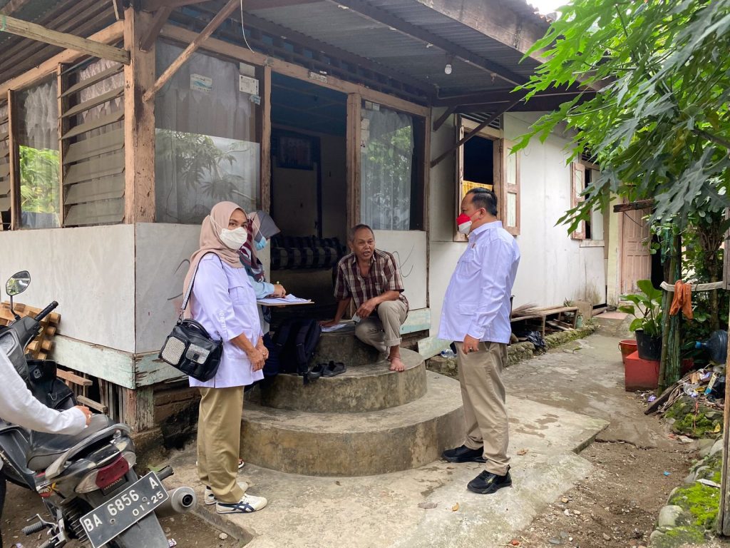 Program Bedah Rumah Andre Rosiade Didukung Anggota DPRD Padang