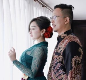 Bukannya Bahagia! Cupi Cupita Perlihatkan Wajah Sedih Saat Lamaran, Nah Apa yang Terjadi Sebenarnya?