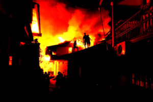 Asrama Brimob Terbakar, 13 Rumah, dan Mobil, Kerugian Capai Miliaran Rupiah