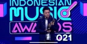 NOAH Menang IMA 2021, Ariel Sendirian Ambil Penghargaan