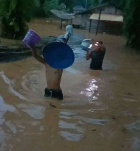 Banjir Bandang di Solsel, 2 Rumah Hanyut, 32  Unit Terendam