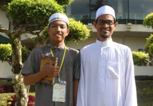 MasyaAllah, Ini kata Fauzi Adam Siswa SMA IT Darul Hikmah Pasbar Bisa Capai Hafal 30 Juz