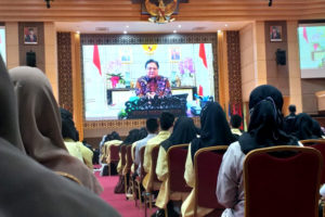 Bedah Buku Menteri Ekonomi, UNP Siap Lahirkan Usahawan Muda
