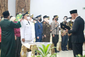 Lantik Pj Bupati Mentawai, Ini Harapan Besar Gubernur Sumbar