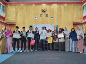 Dua Tim Santri SMP IT Darul Hikmah Pasbar Raih Juara 2 – Harapan 2 pada lomba Cerdas Qur’an Padang TV