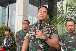 Isu Panglima TNI dan KSAD Dudung Tak Harmonis,Dapat Merusak Tatanan Hubungan Senior dan Junior