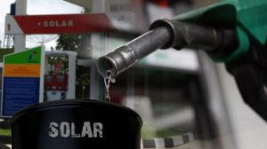 Operator SPBU Tertangkap Tangan Sedang Pindahkan Ratusan Liter Solar ke Penimbun