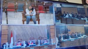 JPU Curiga Ada yang Mengajari ART Sambo Menggunakan Earphone