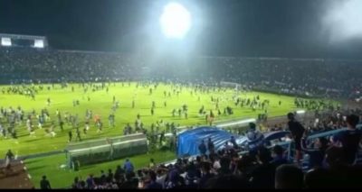 Lebih 120 Orang Meninggal Usai Laga Arema FC Lawan Persebaya