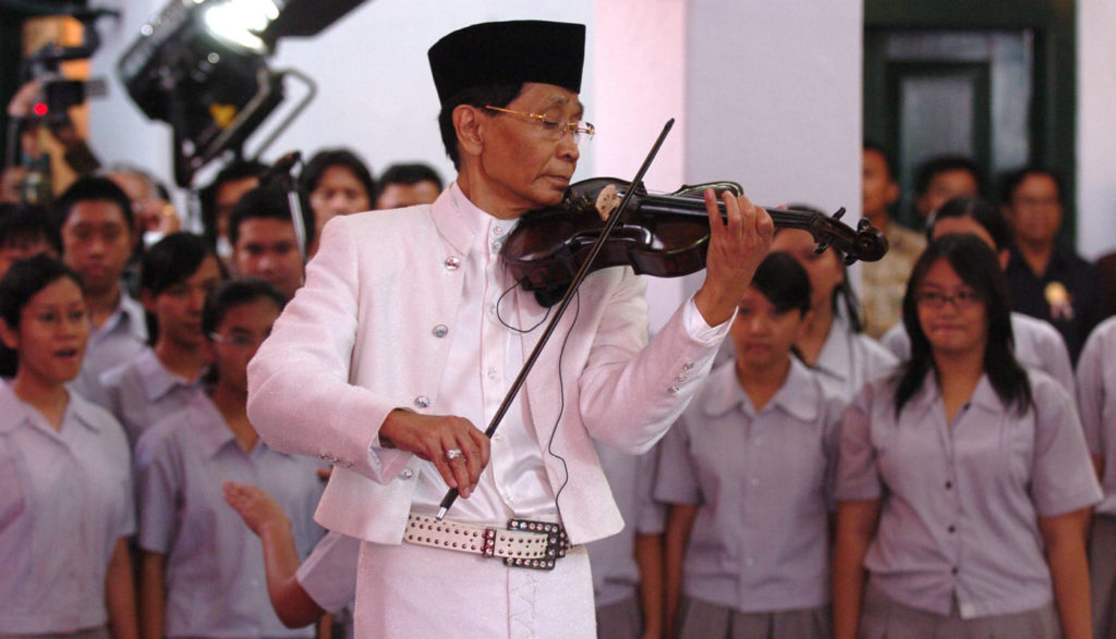 Lagu ”Indonesia Raya” Menjadi Lagu Kebangsaan,dan Nyali WR Supratman
