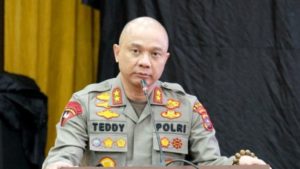 Teddy Minahasa Kapolda Jatim Baru yang Ditunjuk Jendral Sigit Hartanya Tembus 29 M