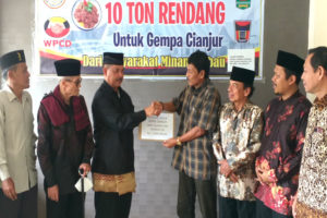 Target 10 Ton Rendang ke Cianjur, LKAAM Sumbar Bakal Kirim Pakai Pesawat Hercules