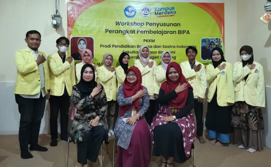 Jadi Pengajar BIPA di Australia, 10 Mahasiswa Bahasa Indonesia UNP Dilatih Profesional