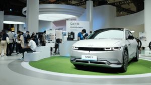 Pertama Kalinya Ada Mobil Listrik ‘Buatan’ Indonesia