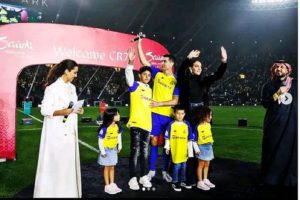 Arab Saudi Rela Longgarkan Larangan Kumpul Kebo Demi Ronaldo