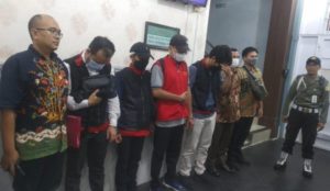 Tersangka Korupsi Pajak Samsat Kelapa Dua Banten Dituntut 8 Tahun Bui