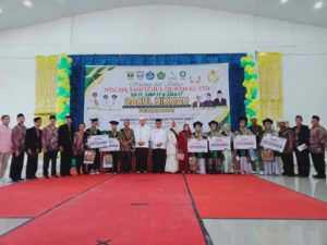 Bupati Pasbar Apresiasi Wisuda Tahfizhul Qur’an Darul Hikmah ke -8, Lahirkan 6 Orang Hafizh 30 Juz