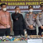 Rutan Kelas IIB Lubuk Sikaping dan Polres Pasaman Geledah Kamar WBP dan Lakukan Tes Urine