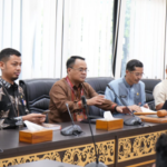 Mahasiswa Unes Sharing Informasi dengan DPRD Sumbar