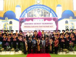 Wisuda Perdana STIE Ar Risalah Sumbar Diikuti 22 Wisudawan