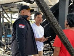 Langsung Turun ke TKP Kebakaran, Verry Mulyadi: Bentuk Responsif IOF Sumbar