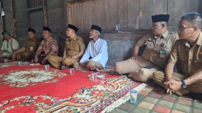 Bupati Sabar AS Lansung Pergi Melawat Kerumah Duka Jemaah Haji Yang Meninggal Di Mekkah