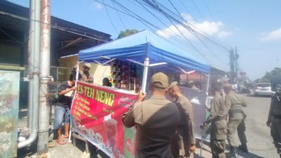 Satpol PP Kembali Tertibkan PKL di Depan UPI