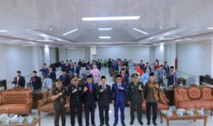 Ketua DPRD Pasaman Nelfri Asfandi Pimpin Paripurna HUT RI ke 79