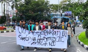 Demo mahasiswa