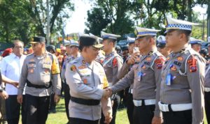 Kapolda Sumbar Pimpin Apel Gelar Pasukan Operasi Mantap Praja Singgalang 2024 untuk Pengamanan Pilkada Serentak