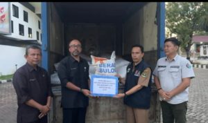 Pemprov Sumbar Salurkan 2.830 Kg Beras untuk Warga Terdampak Banjir Sumpur Kudus