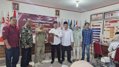 Dukungan Terus Mengalir, Welly-Parulian Resmi Mendaftar Ke KPU Pasaman, Ribuan Masyarakat Bersemangat