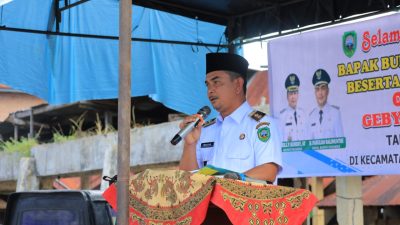 Wakil Bupati Pasaman, Parulian Dalimunthe bersama TP PKK Pasaman Ny. Lusi Welly, Hadiri Gebyar Paud, Pasar Impres Tapus