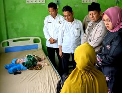 Prihatin Kasus Gizi Buruk, Bupati Pasaman Bersama Istri Turun Langsung Jenguk Balita di RSU Tuanku Imam Bonjol