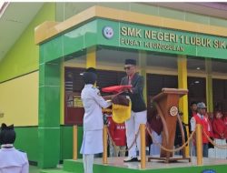 Siswa SMKN 1 Lubuk Sikaping Ikuti Upacara HUT ke-80 RI dengan Semangat Nasionalisme Muslim: Generasi Muda Adalah Harapan Bangsa