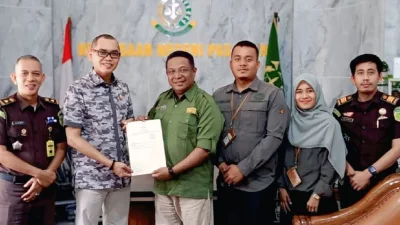 BPN Pasaman Serahkan Sertipikat Hak Pakai untuk Pembangunan Rumah Dinas Kejari Pasaman